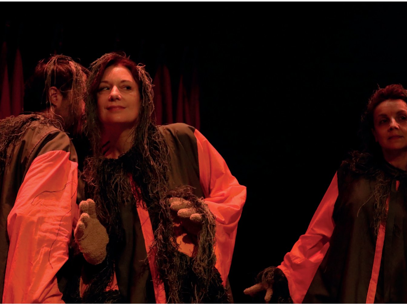 We Expected the Disaster… — en scène. Photo wmtprod.